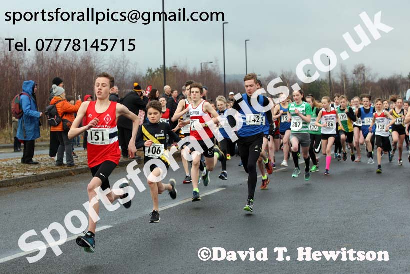 Boys and Girls under-13s Good Friday Elswick Harriers Relay, Newburn, Newcastle. Photo: David T. Hewitson/Sports for All Pics